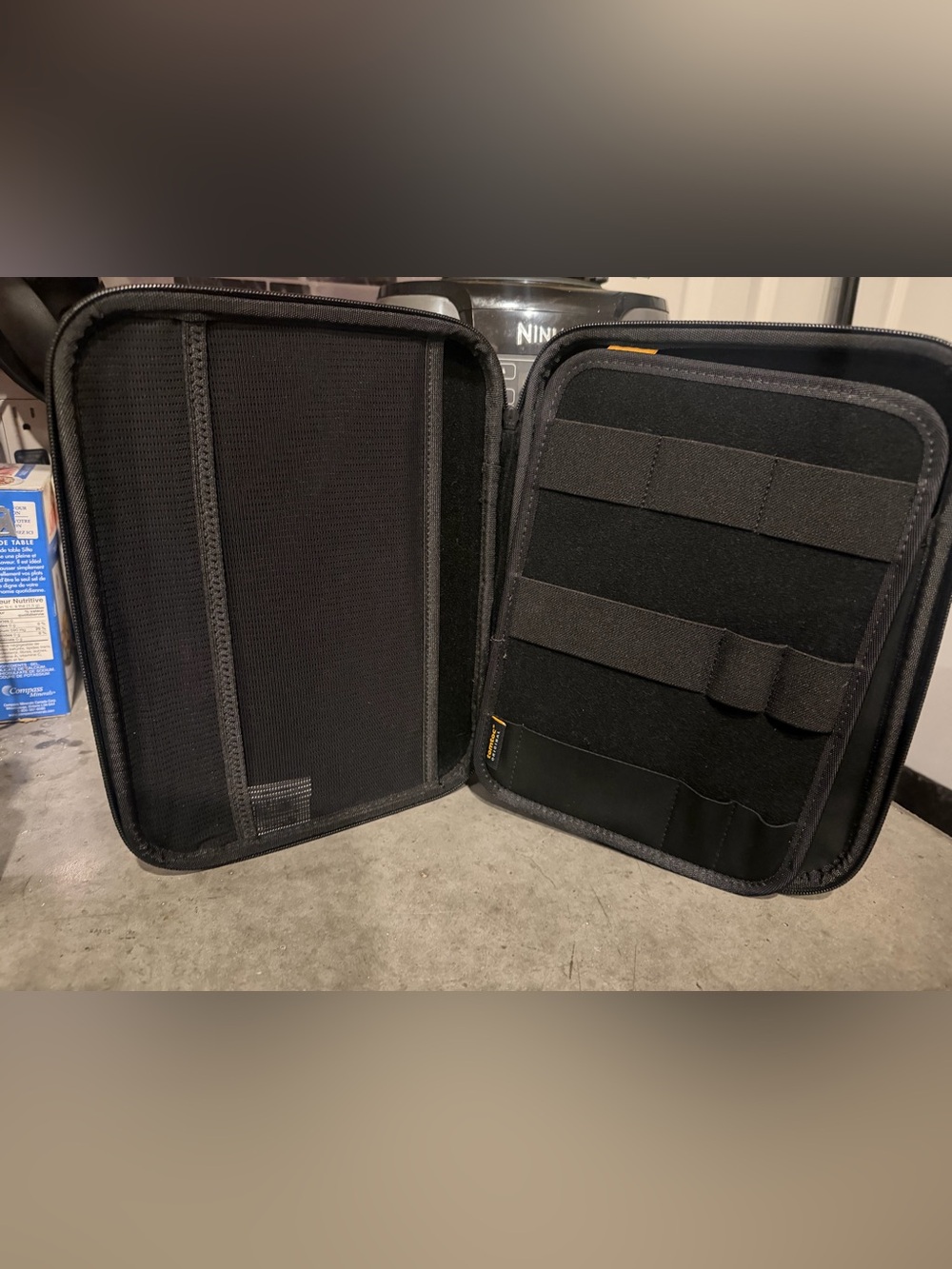Tomtoc Portfolio Case - Picture 4 of 14